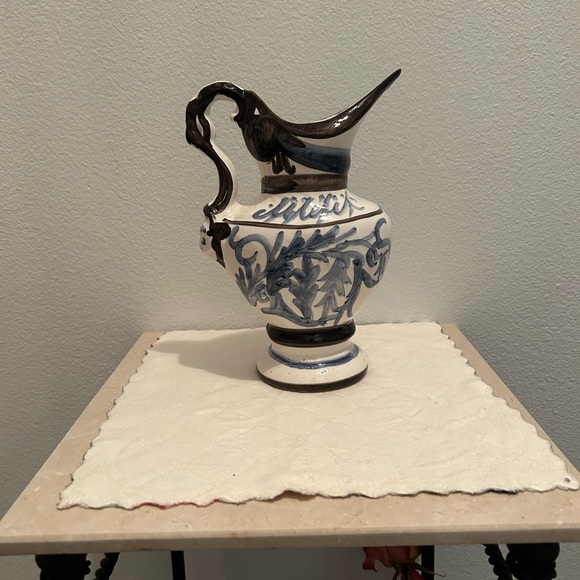 Beautiful hand fashioned pitcher. - Picture 2 of 12